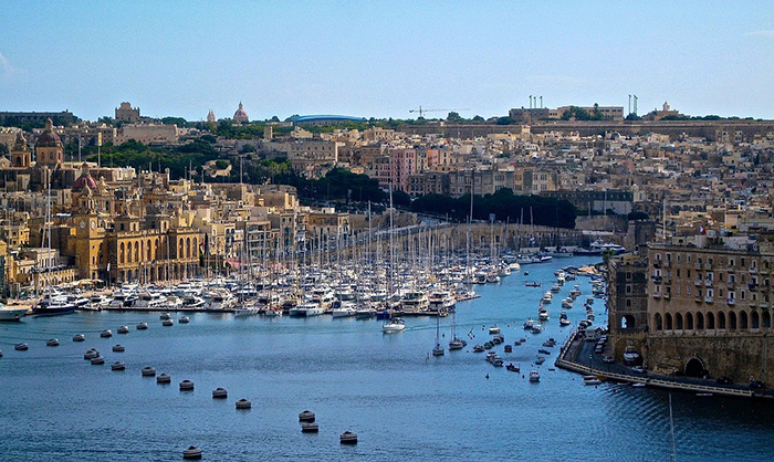 Иностранным туристам будут платить за отдых на Мальте!